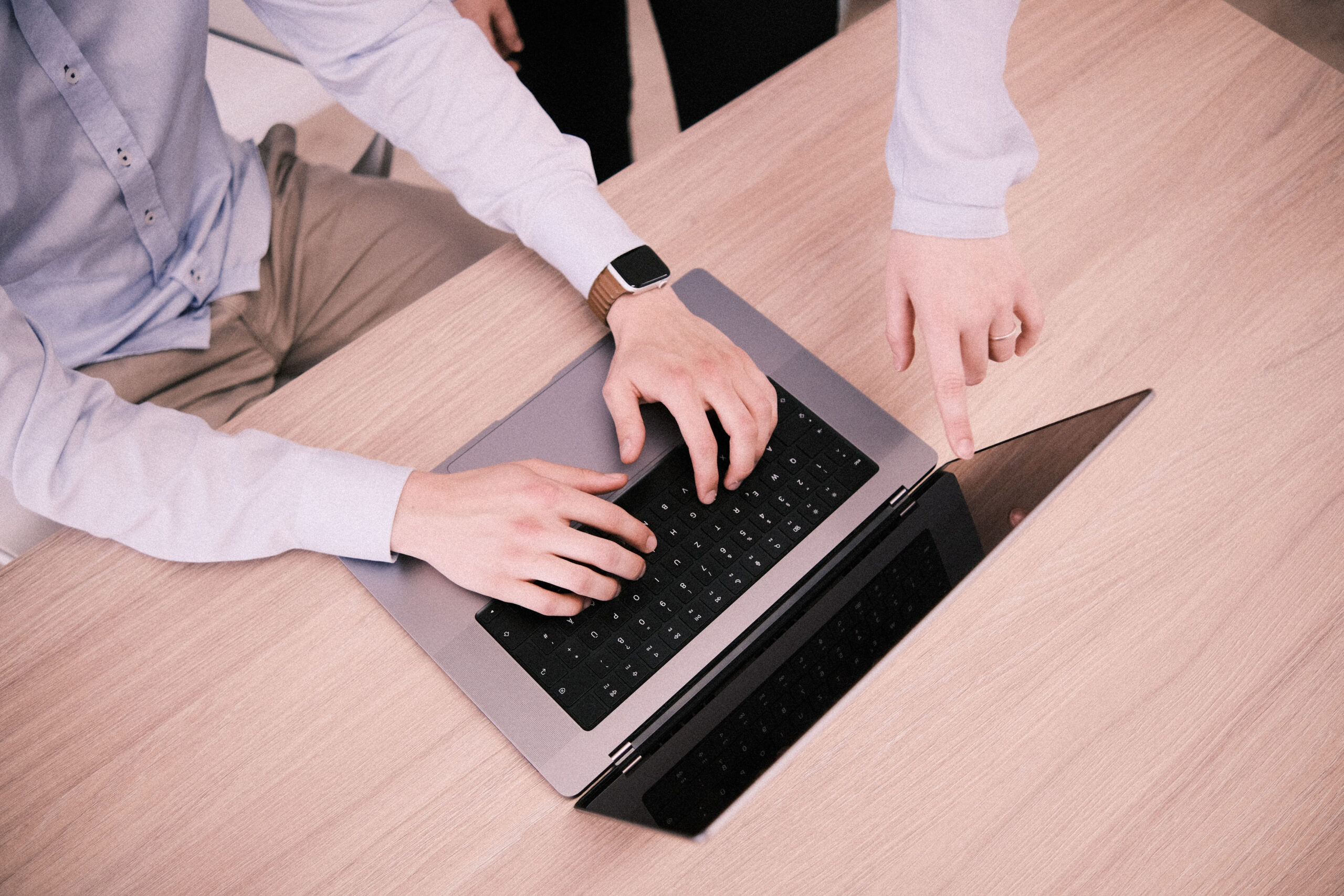 4B1F4DC0-951C-404C-B35E-7FE90EF654F7